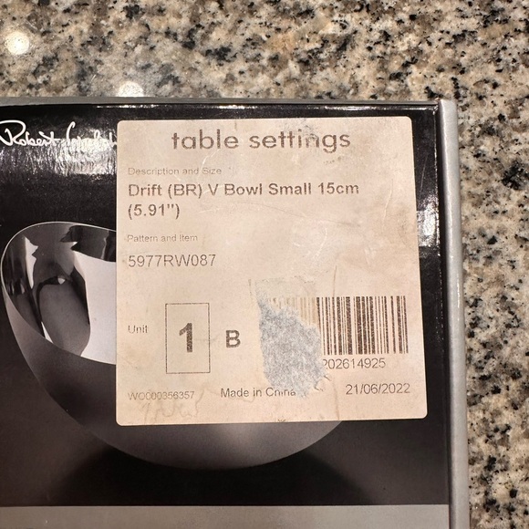 Silver Elegant Small Bowl - Picture 5 of 6